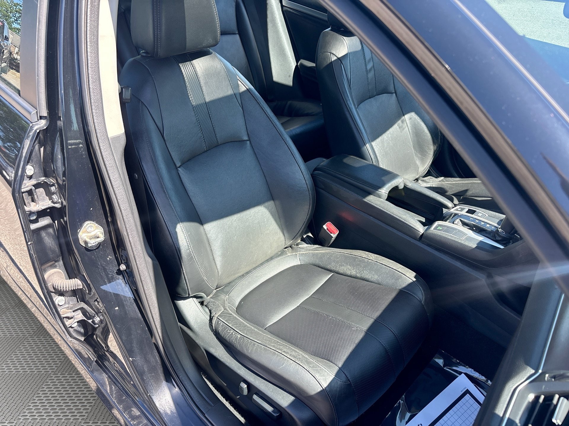 Used 2016 Honda Civic Touring image 28