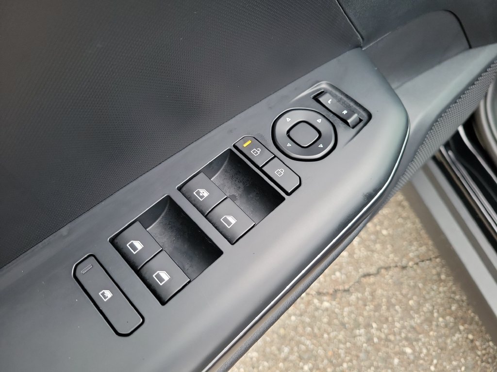 New 2027 Kia K4 FWD image 17