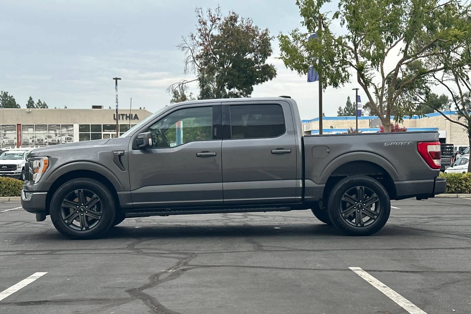 Used 2023 Ford F150 Lariat RWD image 6
