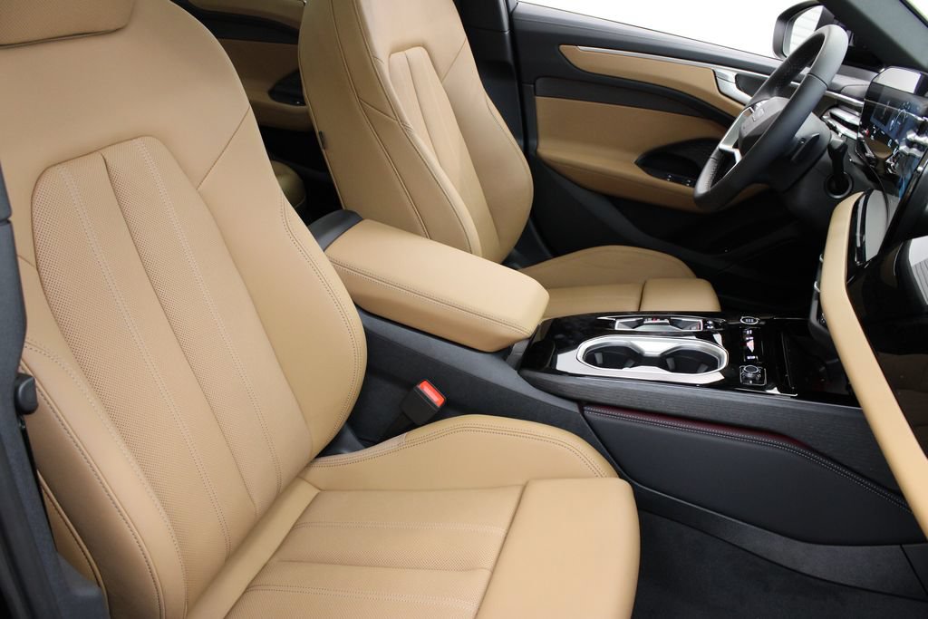 New 2026 Audi A6 Premium Plus AWD/4WD image 24