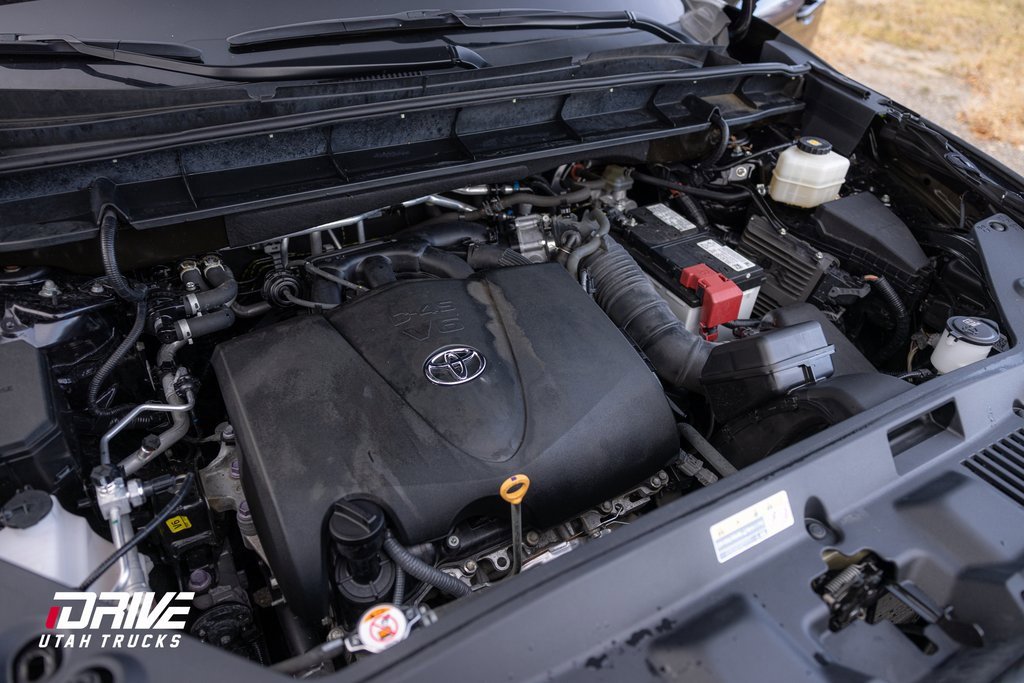 Used 2021 Toyota Highlander XLE image 30