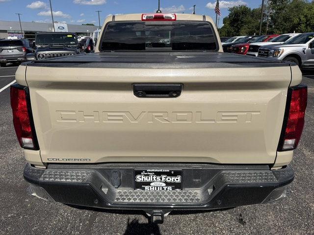 Used 2023 Chevrolet Colorado Trail Boss w/ Technology Package AWD/4WD image 5