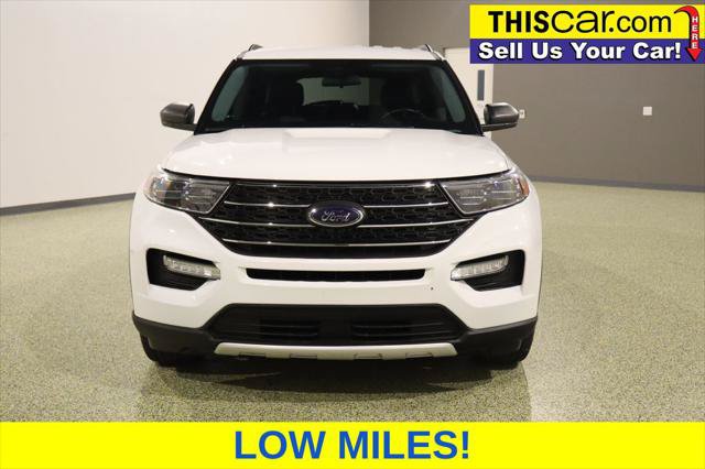 Used 2023 Ford Explorer XLT w/ Equipment Group 202A RWD image 3