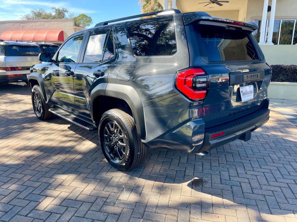 Used 2025 Toyota 4Runner SR5 image 3