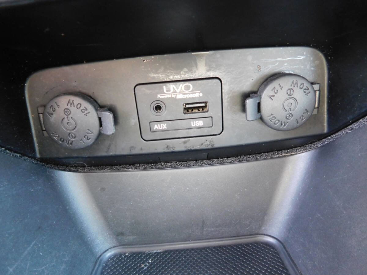 Used 2013 Kia Sorento LX w/ Convenience Pkg image 16
