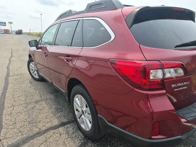 Used 2015 Subaru Outback 2.5i Premium AWD/4WD image 9