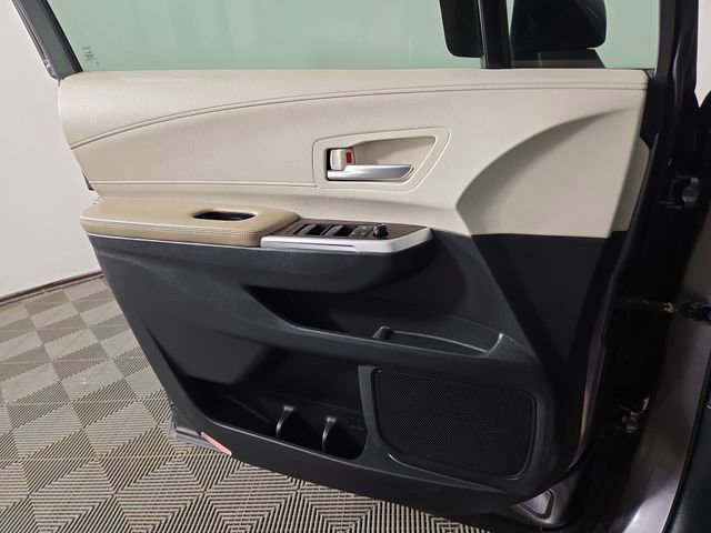 Used 2022 Toyota Sienna XLE w/ XLE Plus Package image 31