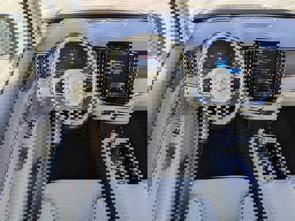 New 2026 Volvo XC90 B6 Ultra w/ Protection Package Premier image 22