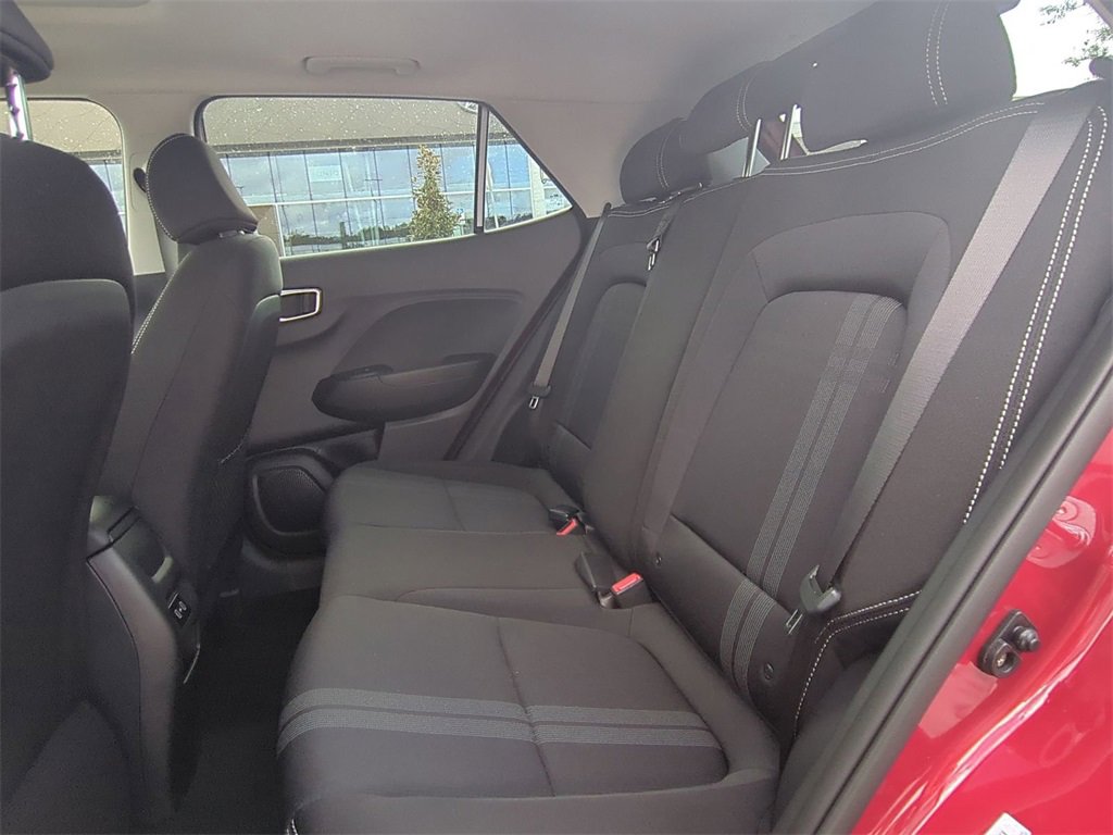 New 2025 Hyundai Venue SEL image 15