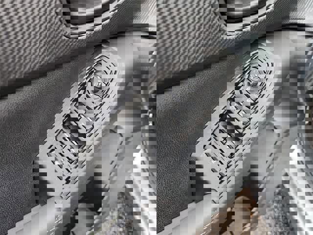 Used 2025 Subaru Crosstrek 2.5i Sport image 15