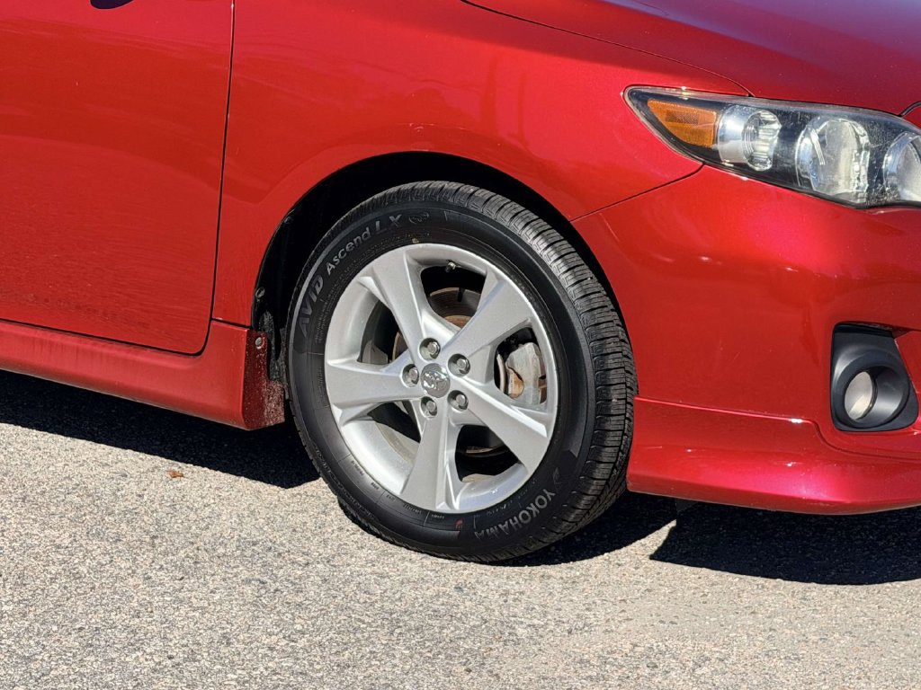 Used 2012 Toyota Corolla S FWD image 24