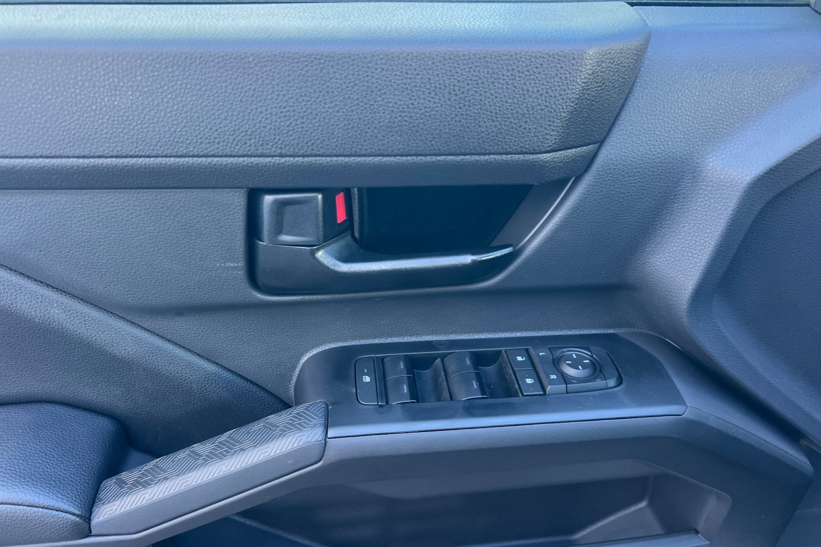 New 2026 Toyota Tacoma SR5 image 8