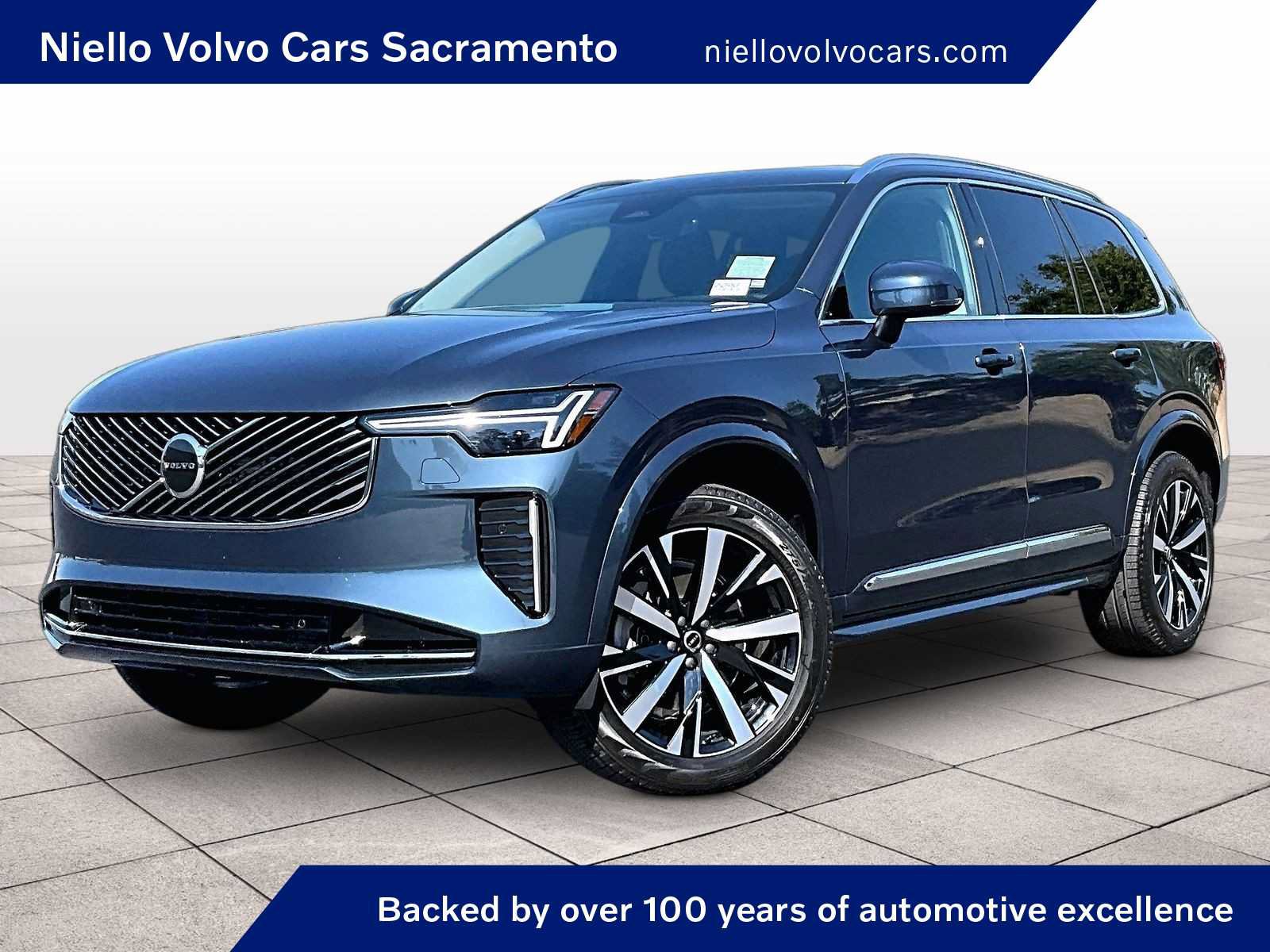 Used 2026 Volvo XC90 B5 Core AWD/4WD image 1