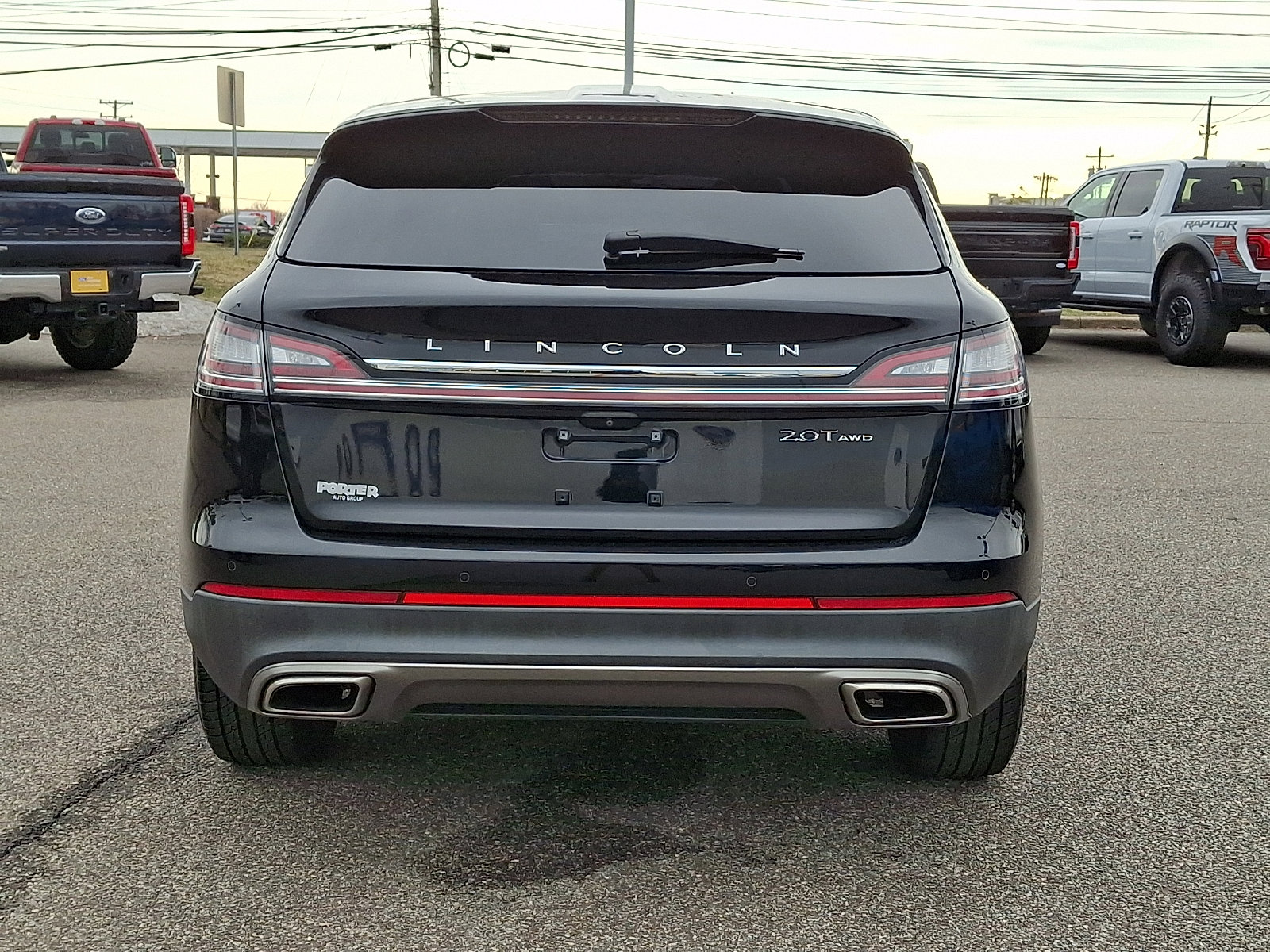 Used 2020 Lincoln Nautilus Reserve image 9