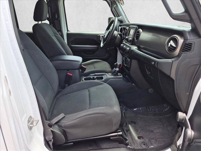 Used 2021 Jeep Gladiator Sport AWD/4WD image 19
