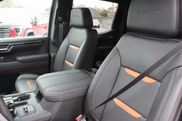 New 2026 GMC Sierra 1500 AT4 w/ Technology Package image 2
