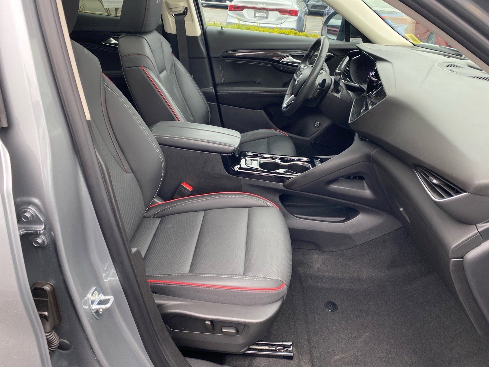 Used 2023 Buick Envision Essence w/ Sport Touring Package image 25