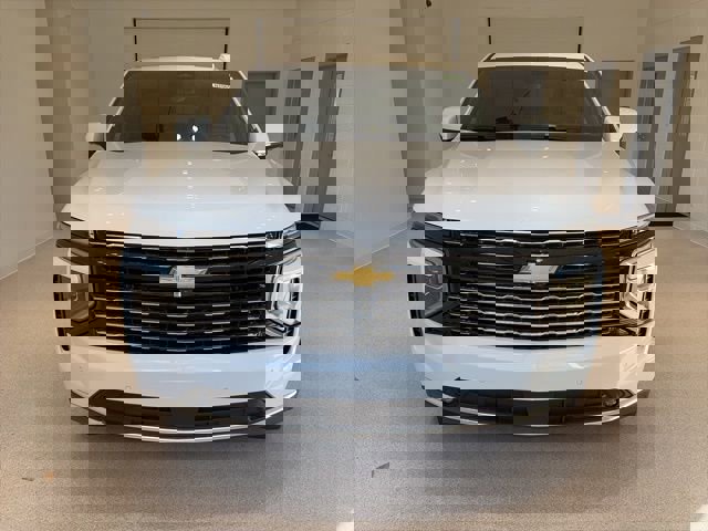 New 2026 Chevrolet Suburban High Country image 2