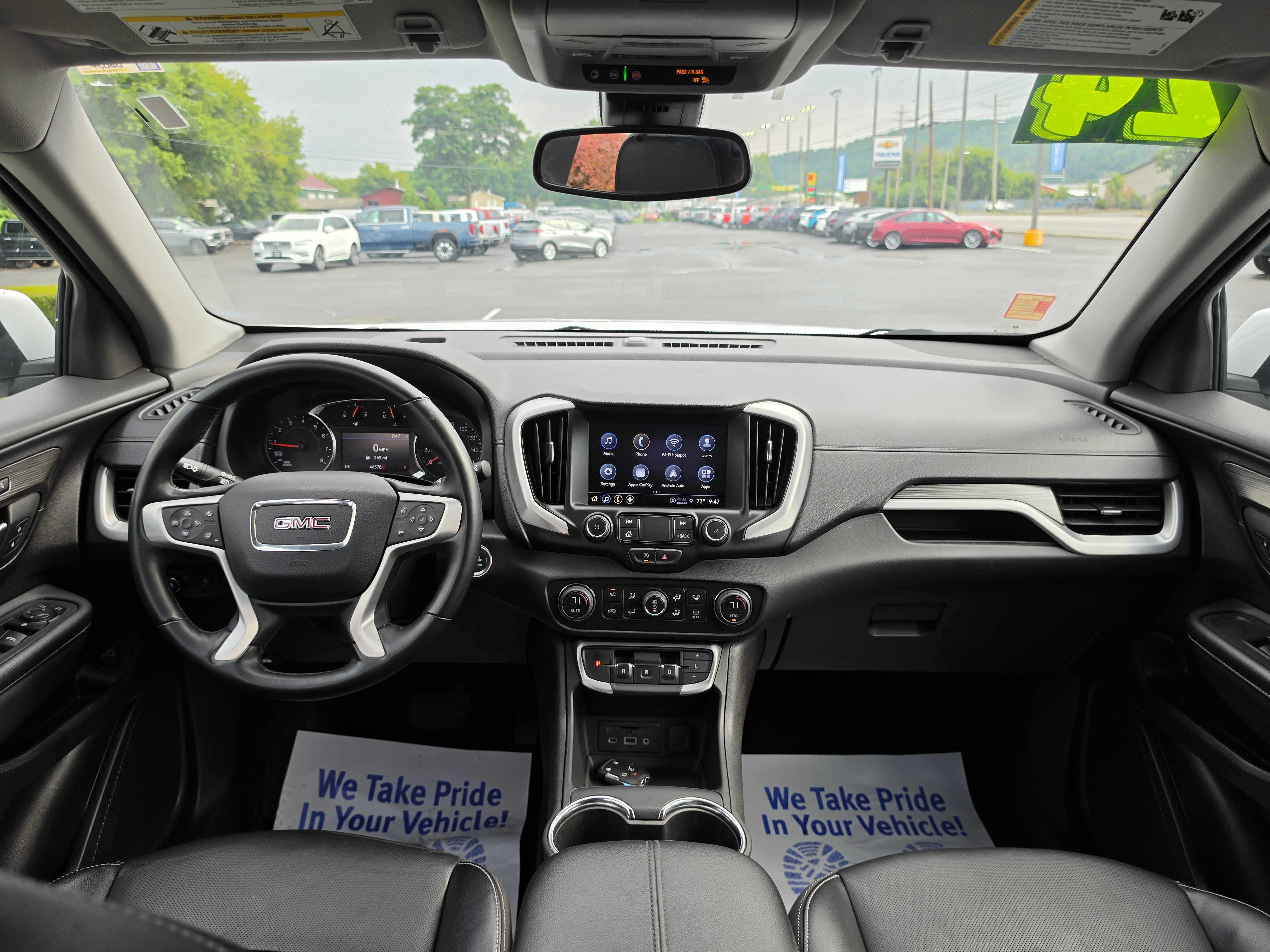 Used 2024 GMC Terrain SLT AWD/4WD image 15