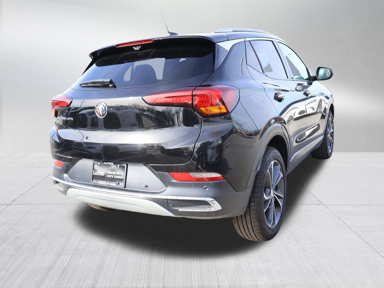 Used 2022 Buick Encore GX Essence w/ Advanced Technology Package image 7