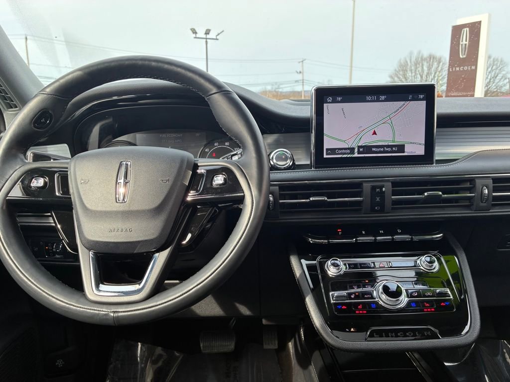 Certified 2022 Lincoln Corsair STANDARD w/ Premium Package image 23