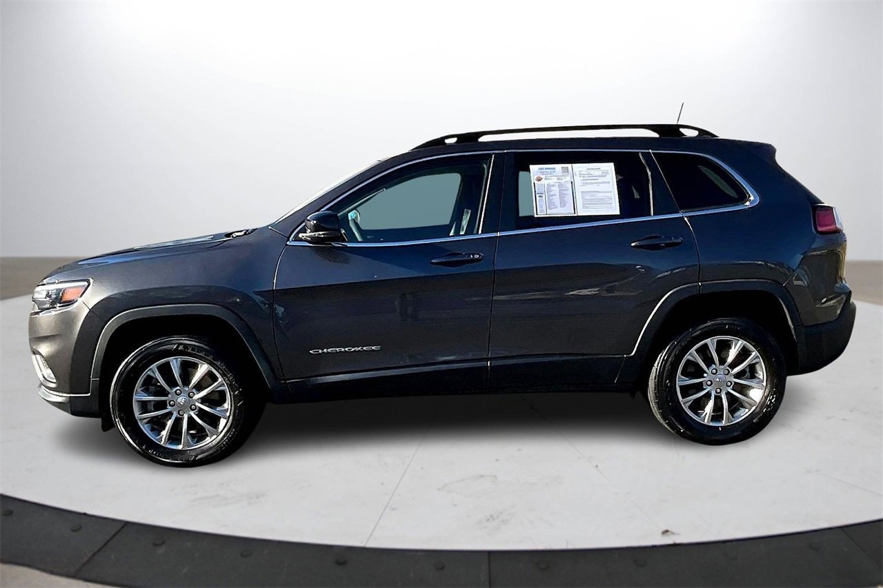 Certified 2022 Jeep Cherokee Latitude Lux w/ Sun & Sound Group image 5