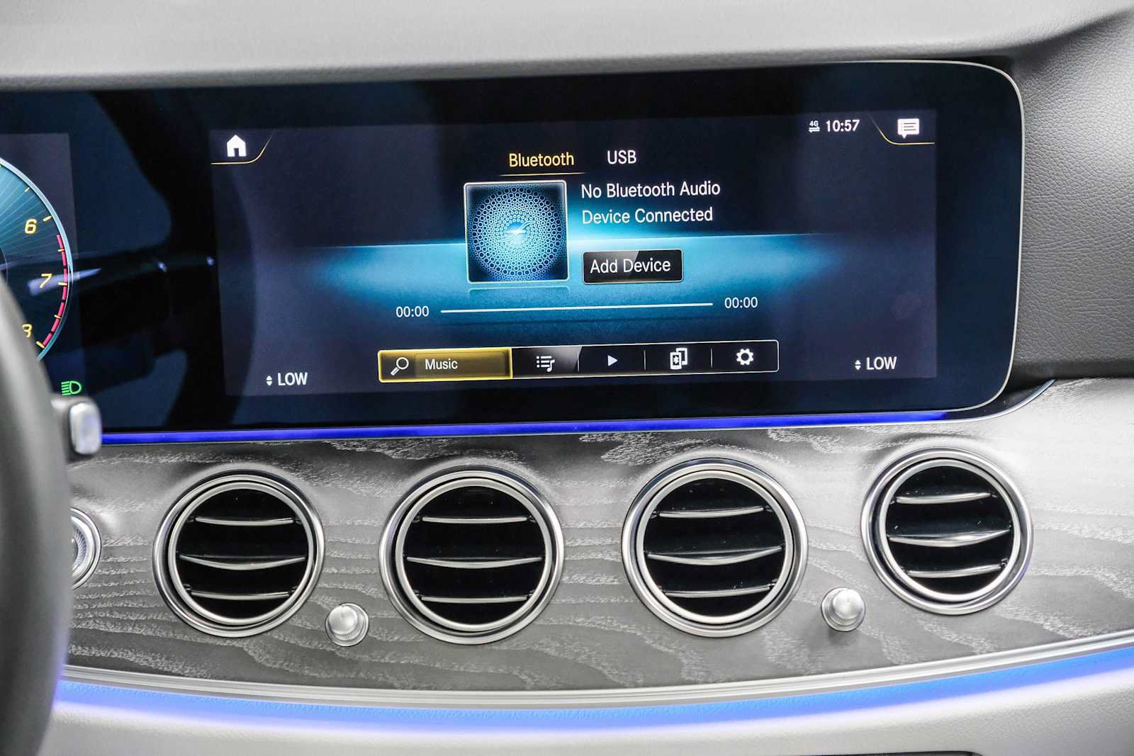 Used 2023 Mercedes-Benz E 350 Sedan image 15