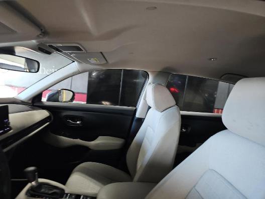 Certified 2025 Honda HR-V LX image 19