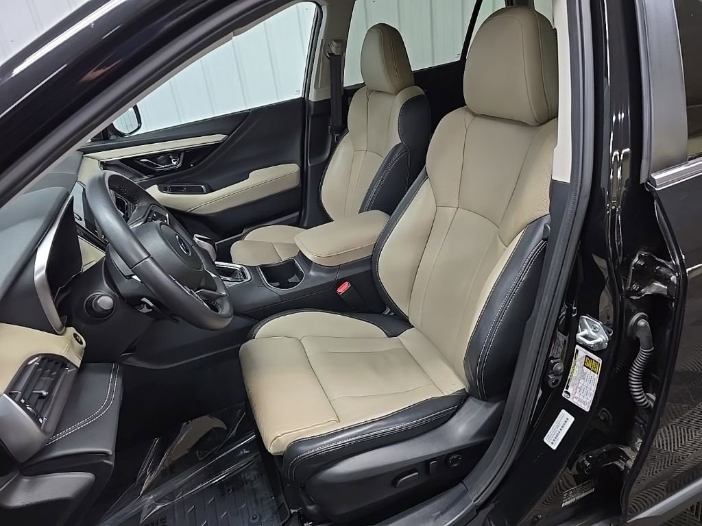 Used 2023 Subaru Outback Limited image 29