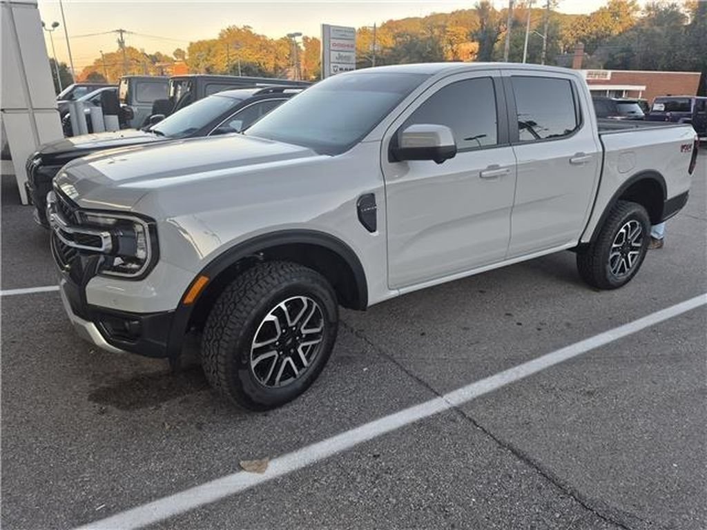 Used 2026 Ford Ranger Lariat w/ FX4 Off-Road Package AWD/4WD image 5