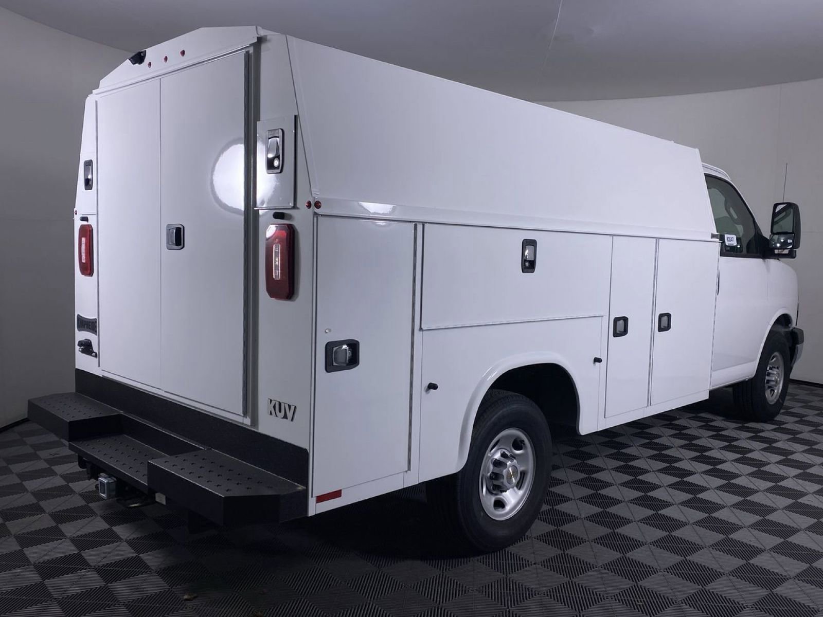 New 2025 Chevrolet Express 3500 w/ Power Convenience Package RWD image 17