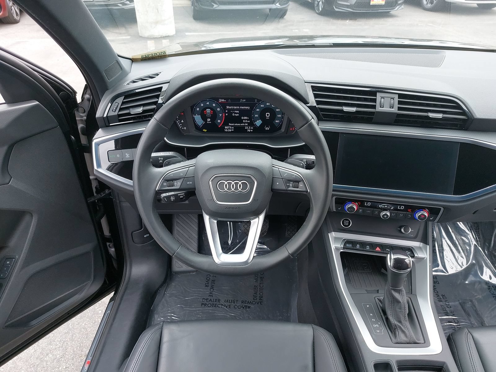 Certified 2025 Audi Q3 2.0T Premium w/ Convenience Package AWD/4WD image 16