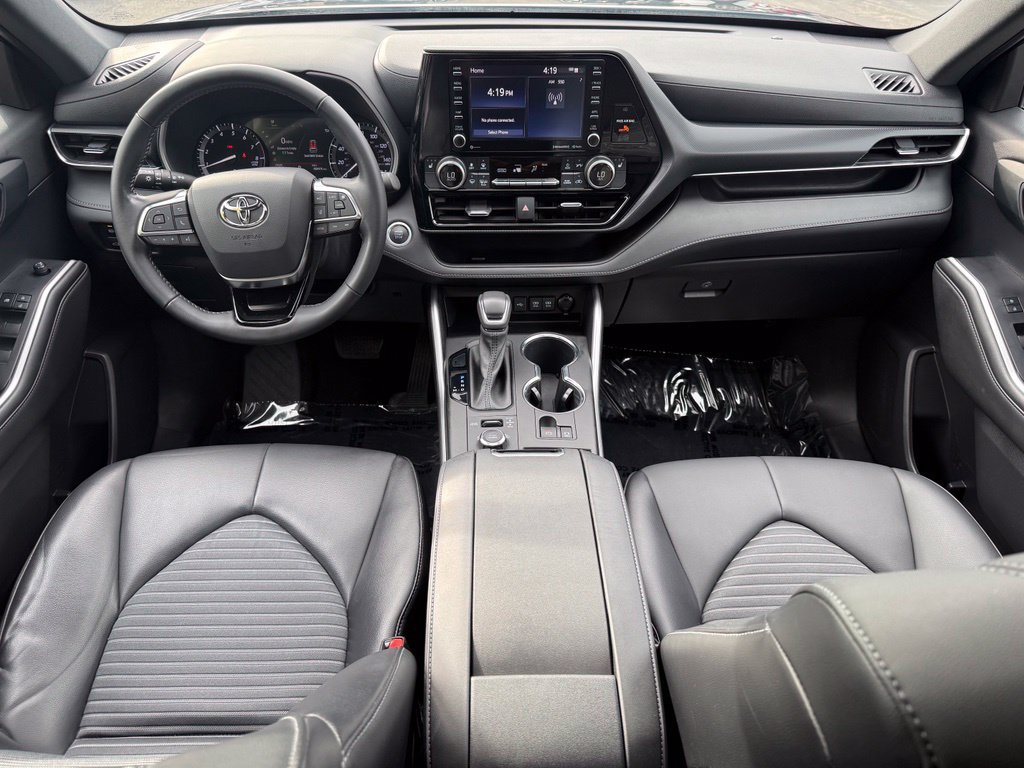 Used 2021 Toyota Highlander XSE AWD/4WD image 15
