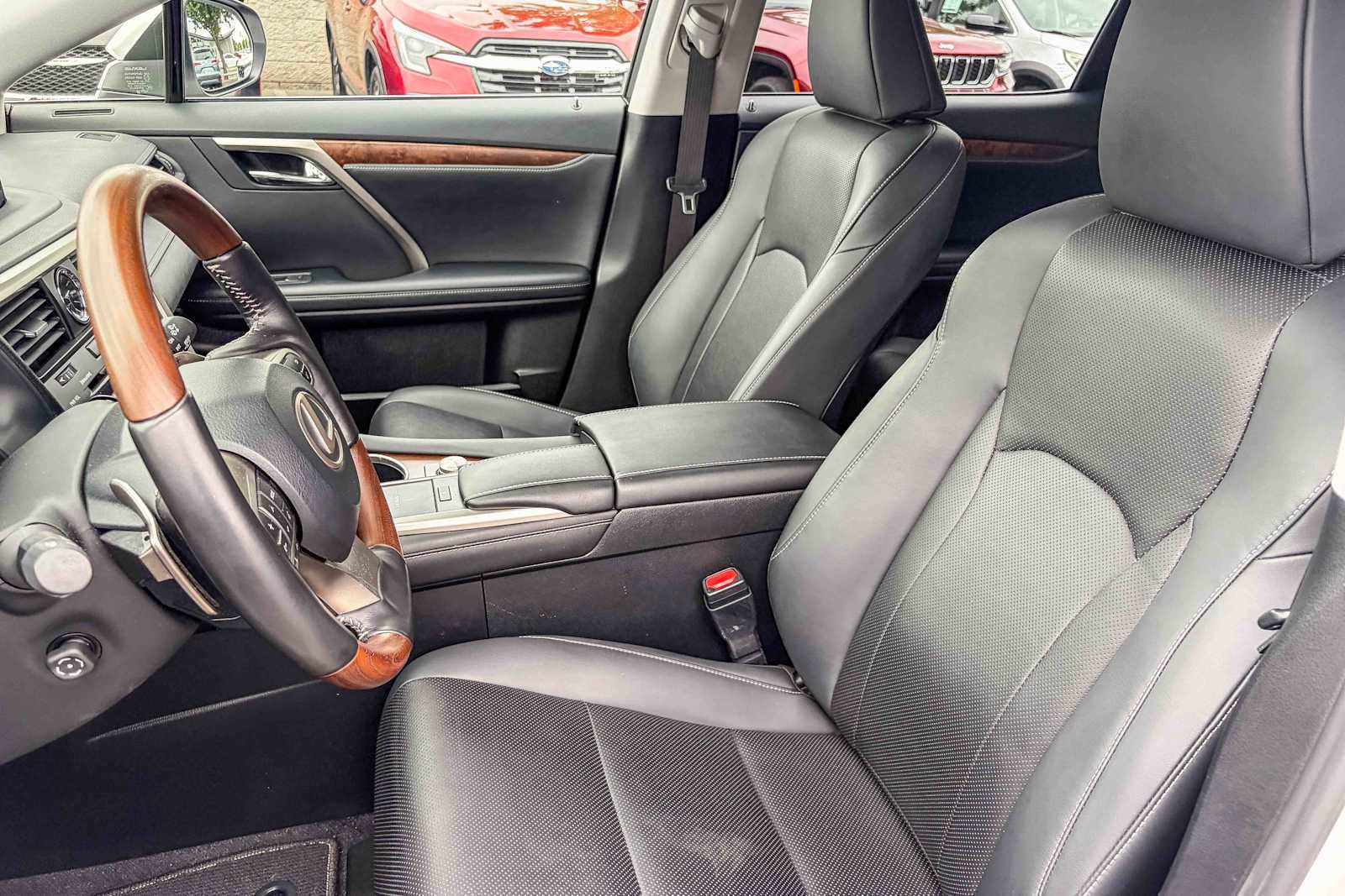 Certified 2022 Lexus RX 350L FWD w/ Premium Package image 17