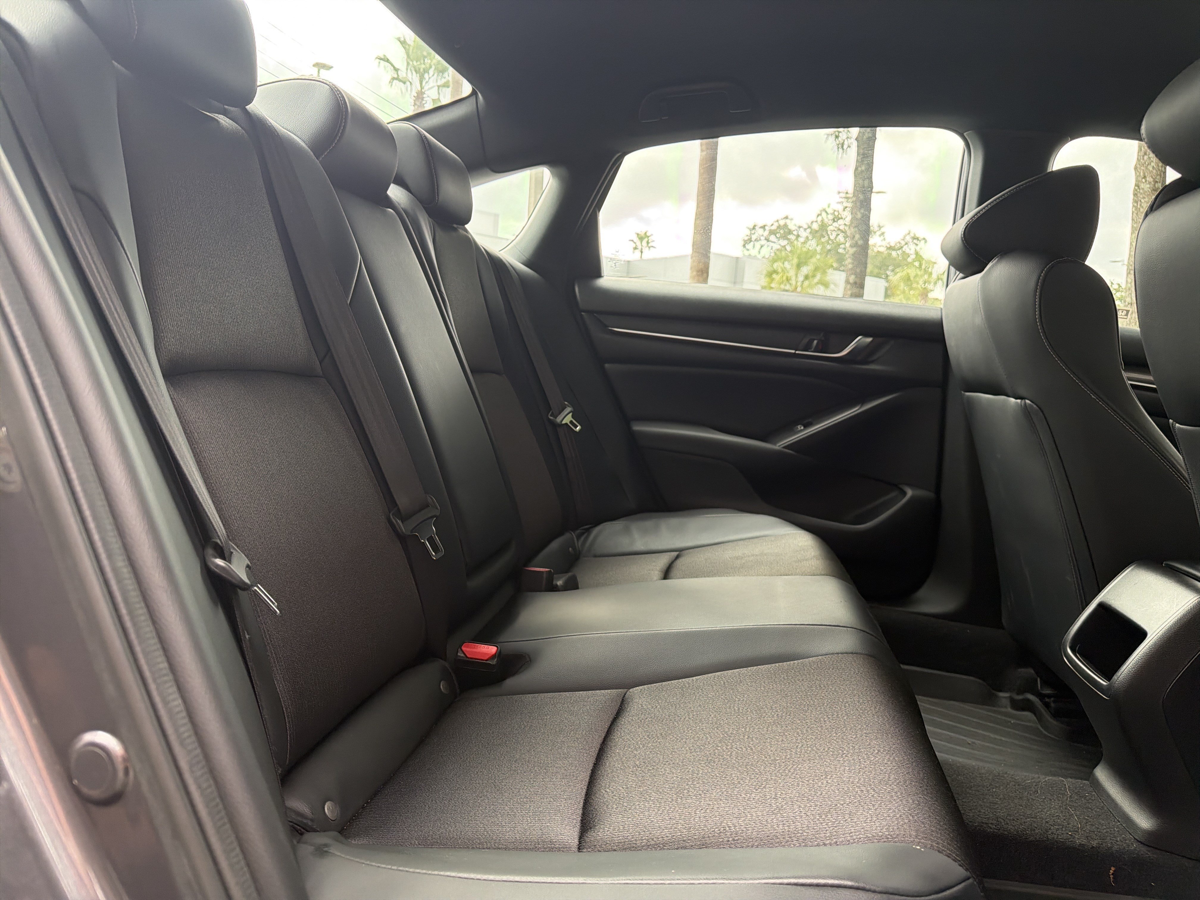 Used 2018 Honda Accord Sport image 33