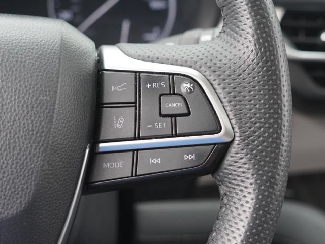 Used 2024 Toyota Sienna Limited AWD/4WD image 22