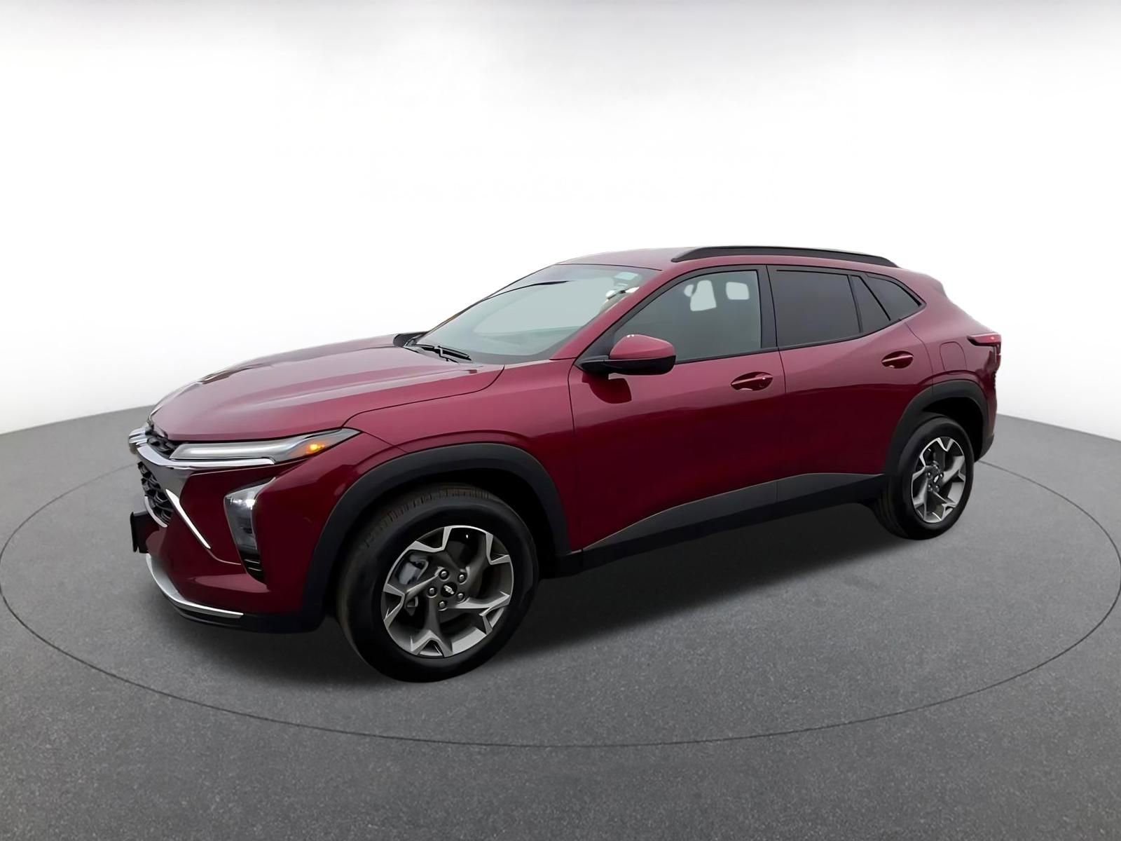 Used 2025 Chevrolet Trax LT w/ LT Convenience Package image 8