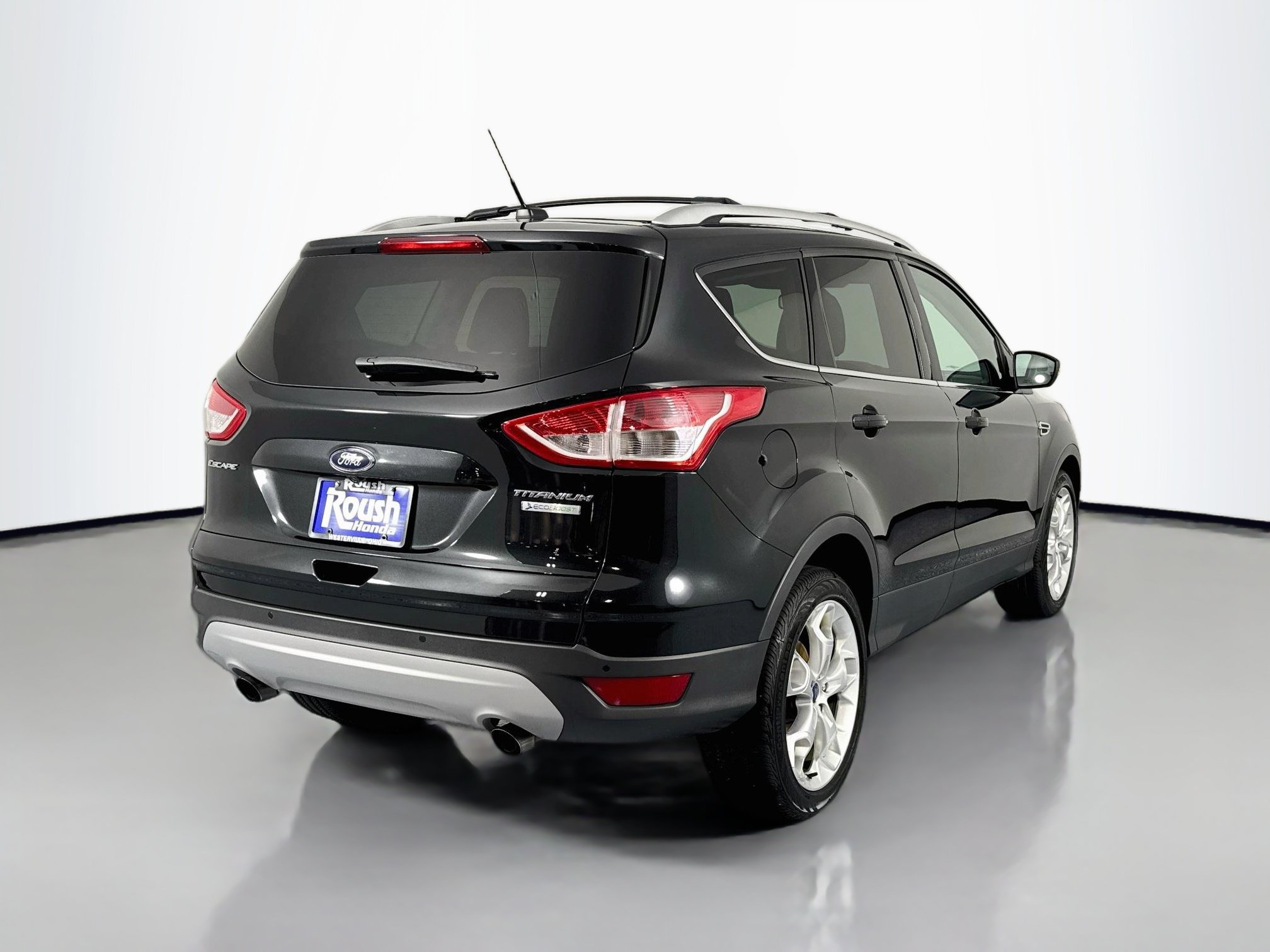 Used 2013 Ford Escape Titanium w/ Parking Technology Pkg FWD image 5