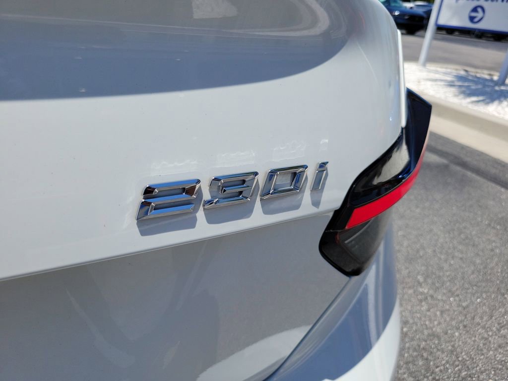 Used 2023 BMW 230i Coupe w/ Premium Package RWD image 9
