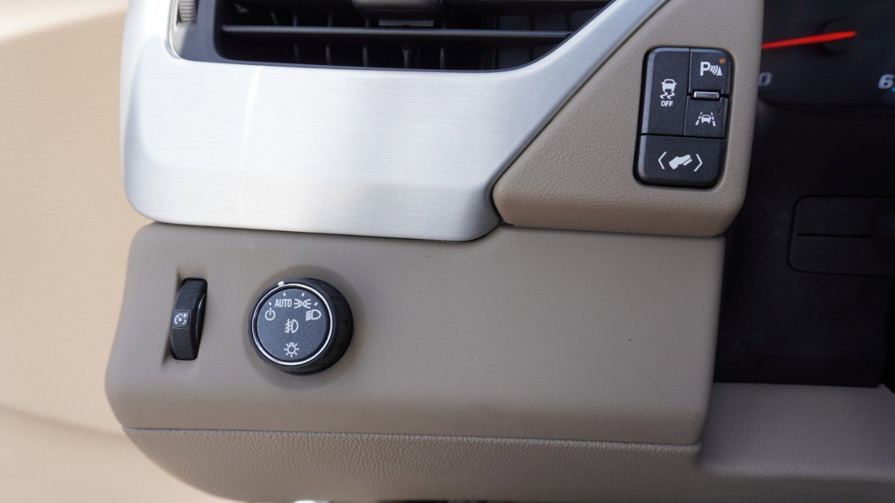 Used 2018 GMC Yukon XL SLT image 20