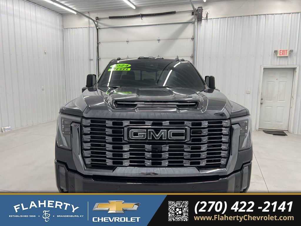 Used 2024 GMC Sierra 2500 Denali Ultimate image 7