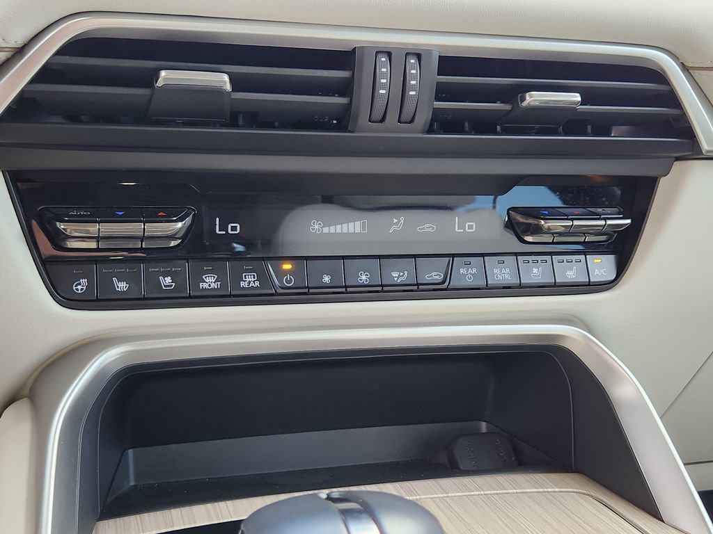 Used 2025 MAZDA CX-90 Plug-In Hybrid w/ Premium Plus AWD/4WD image 10