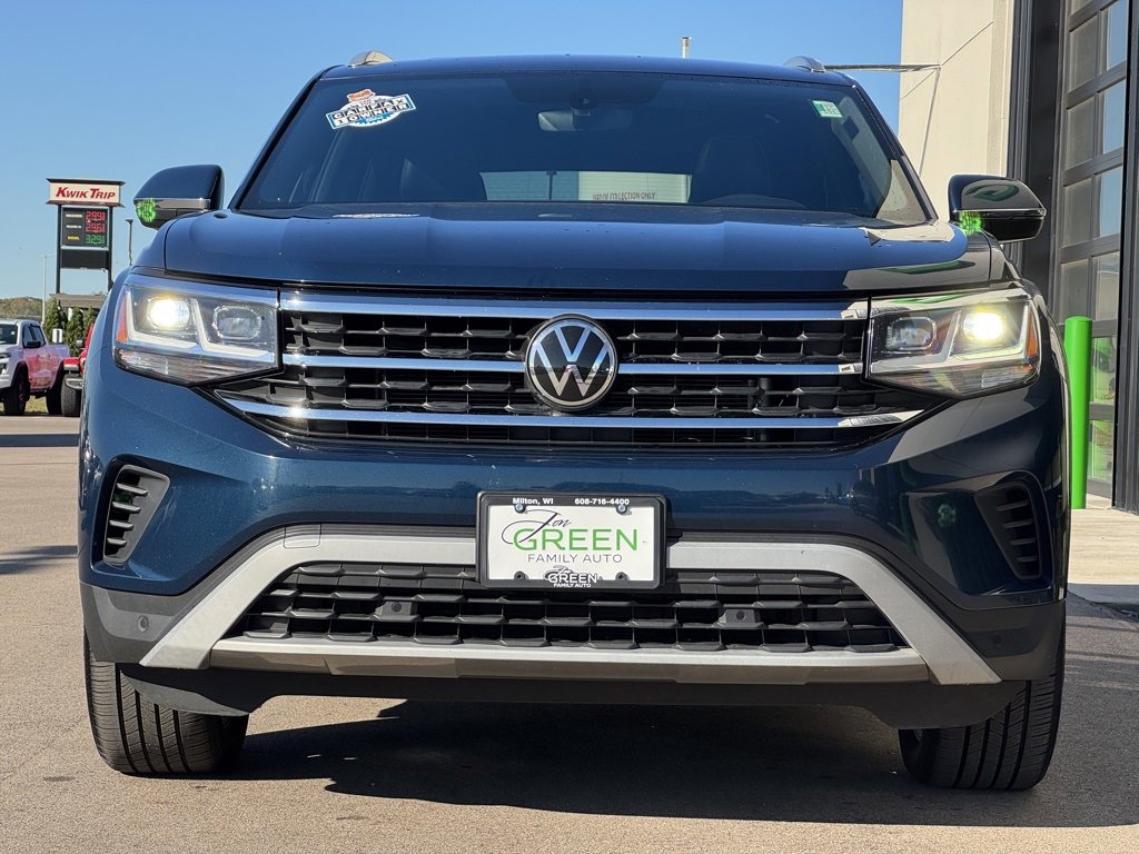 Used 2023 Volkswagen Atlas Cross Sport SE w/ Panoramic Sunroof Package image 6