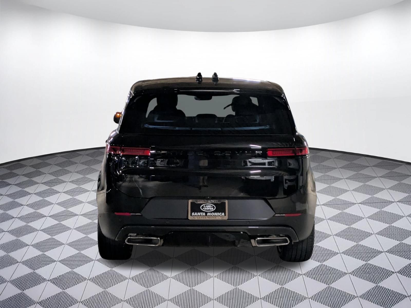 New 2026 Land Rover Range Rover Sport SE AWD/4WD image 4