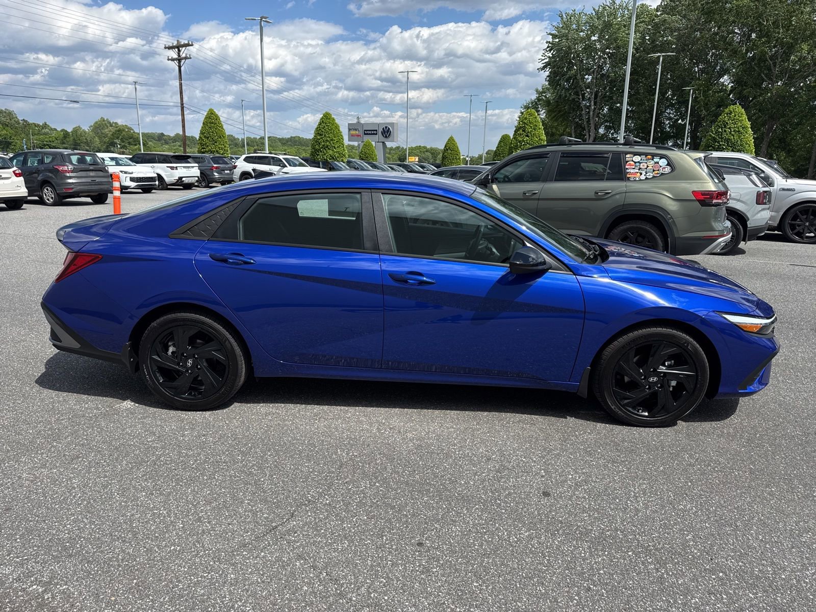 Certified 2026 Hyundai Elantra Sport image 8