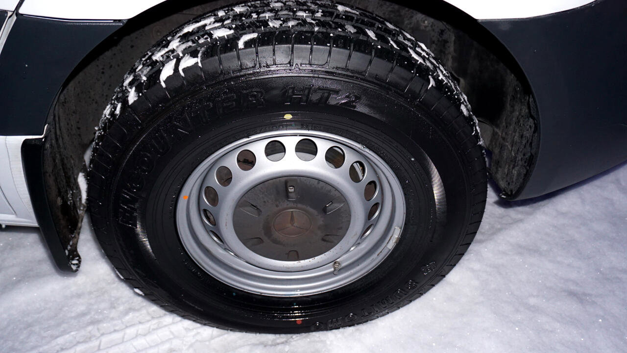 Used 2020 Mercedes-Benz Sprinter 2500 w/ Driver Convenience Package image 24