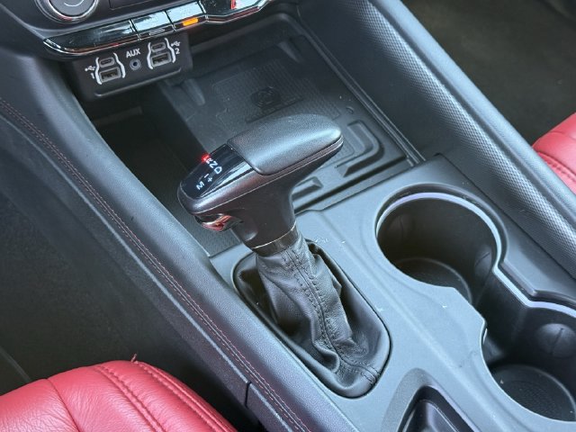 Used 2024 Dodge Durango R/T w/ Blacktop Package RWD image 19