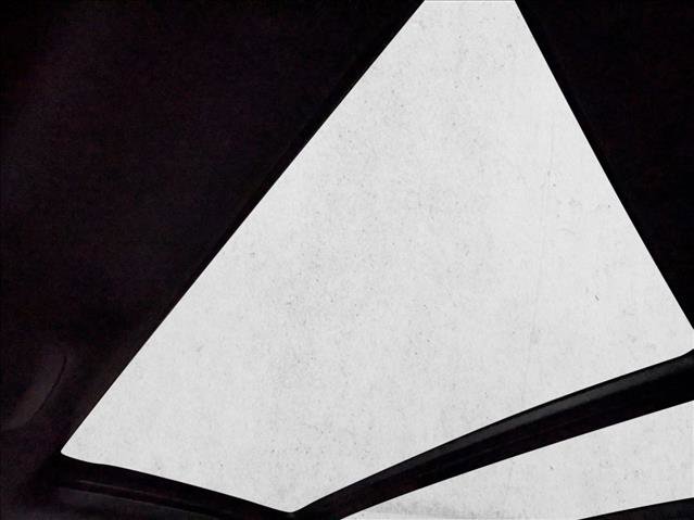 Used 2025 Audi Q3 2.0T Premium w/ Convenience Package image 21