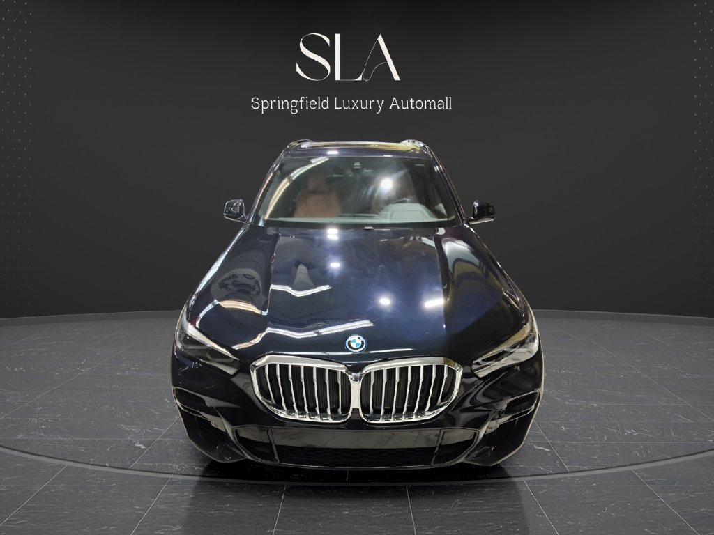 Used 2022 BMW X5 xDrive45e w/ M Sport Package AWD/4WD image 3