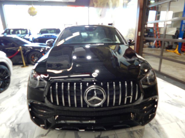 Used 2023 Mercedes-Benz GLE 53 AMG AMG GLE 53 AWD w/ AMG Dynamic Plus Package image 3